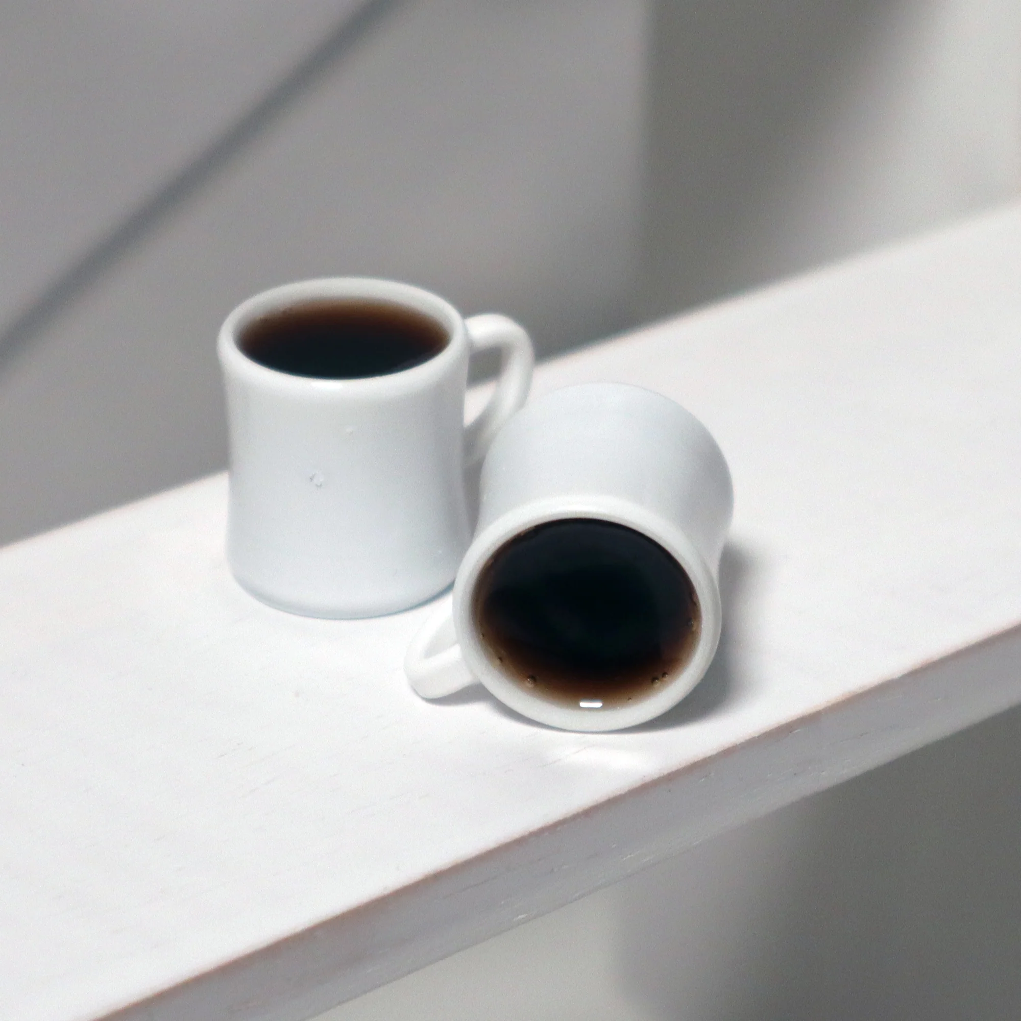 Retro Diner Mug w/ Black Coffee - 1/4 scale prop for BJDs - Image 2