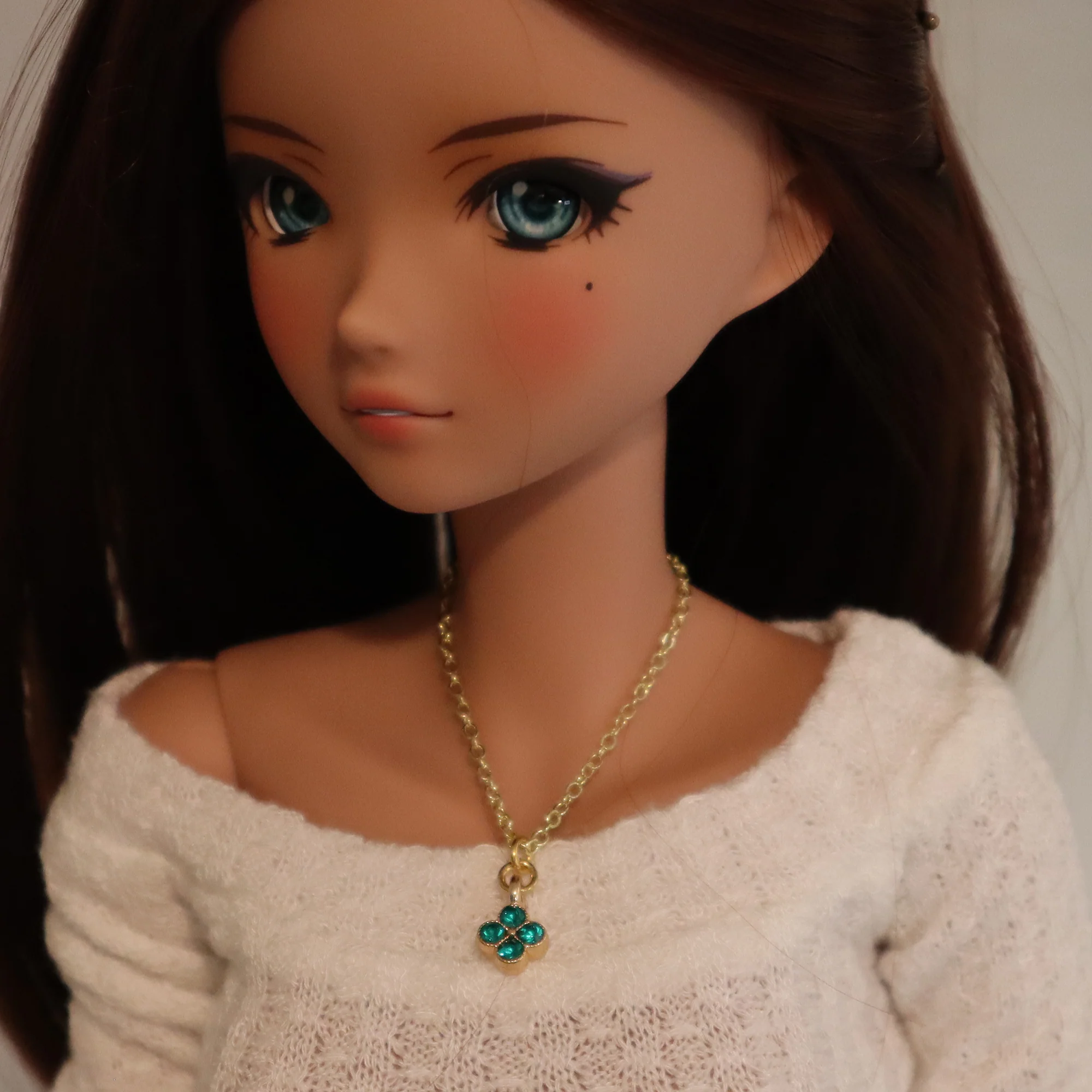 Jeweled Clover Magnetic Clasp Necklace - 4 colors