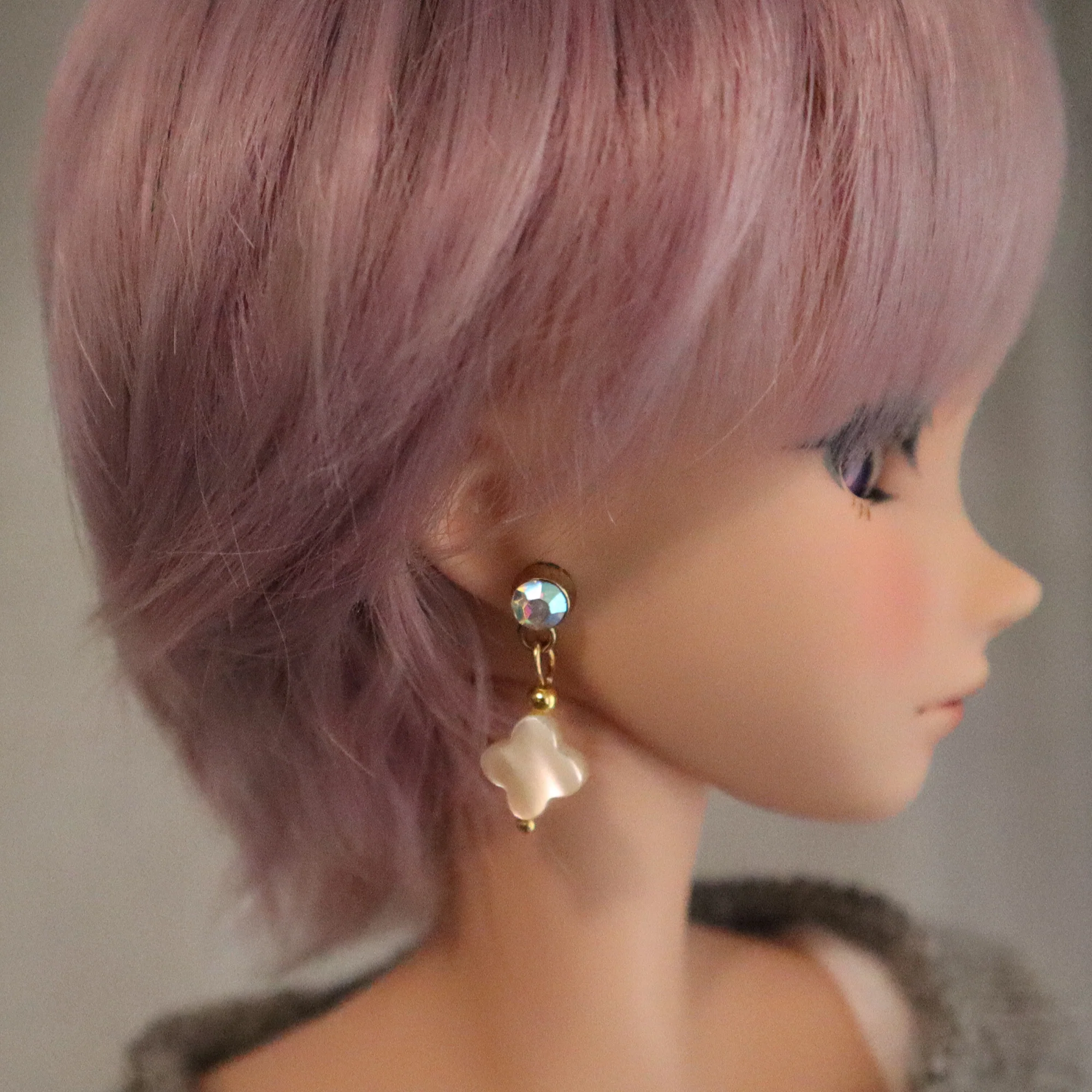 MOP Clover No-Hole Earrings for Vinyl