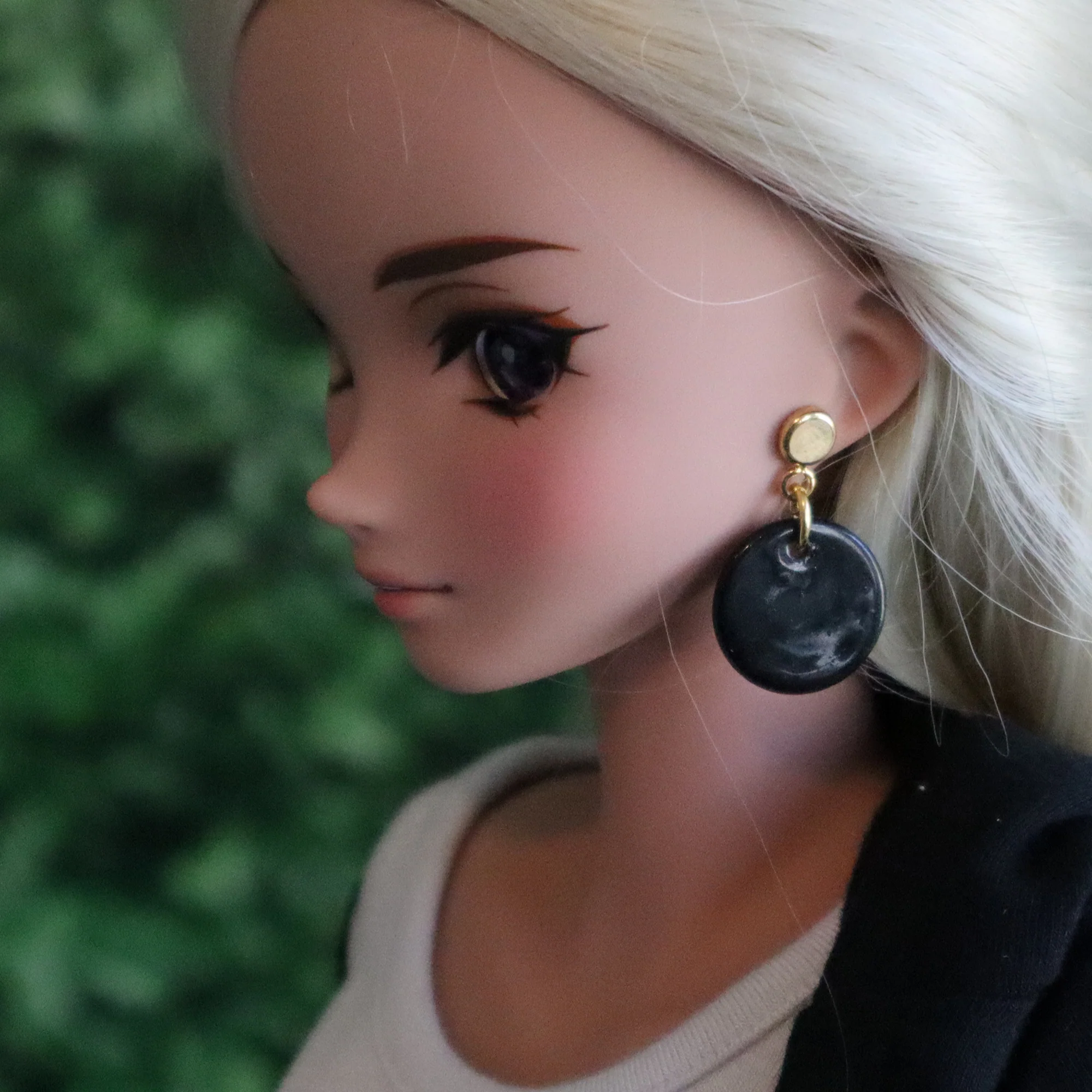 Mother of Pearl Shell Disc Drop No-Hole Earrings for Vinyl - 3 colors - Image 2