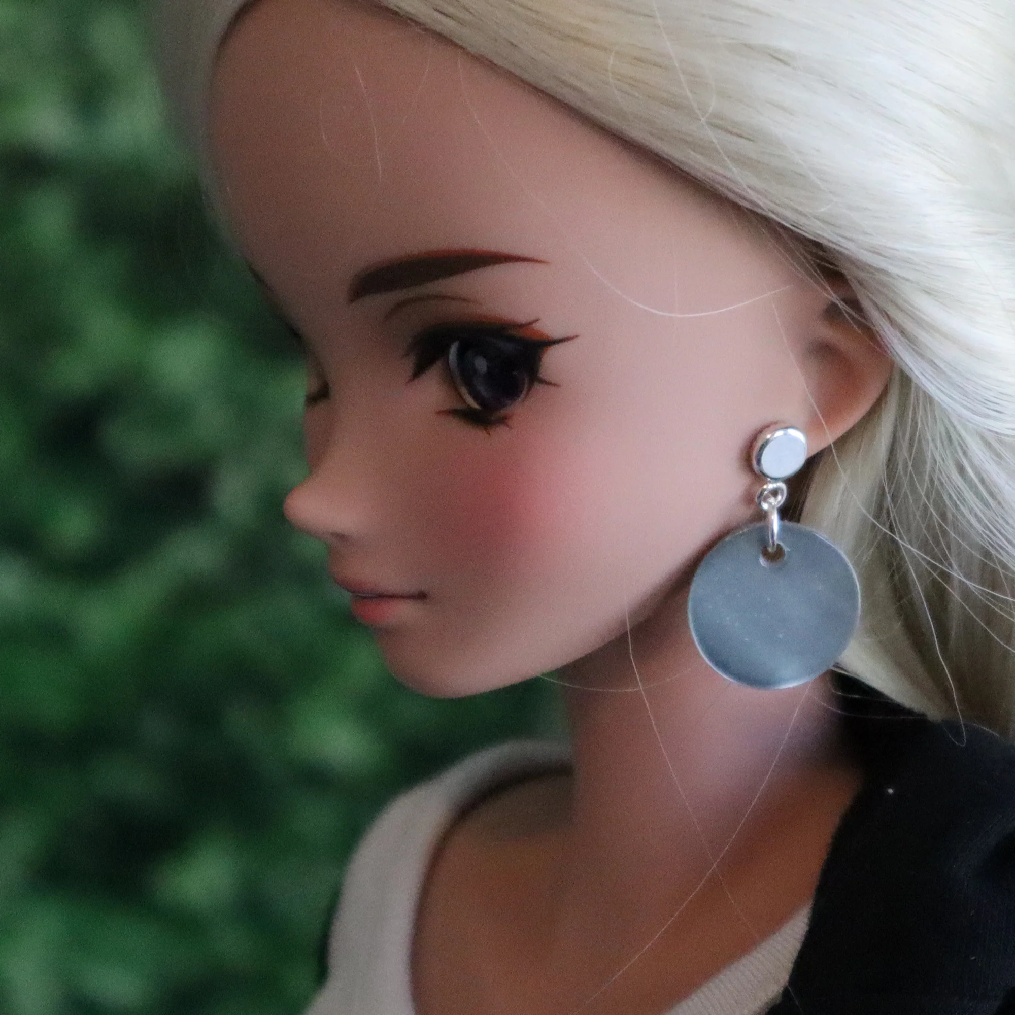 Mother of Pearl Shell Disc Drop No-Hole Earrings for Vinyl - 3 colors - Image 3
