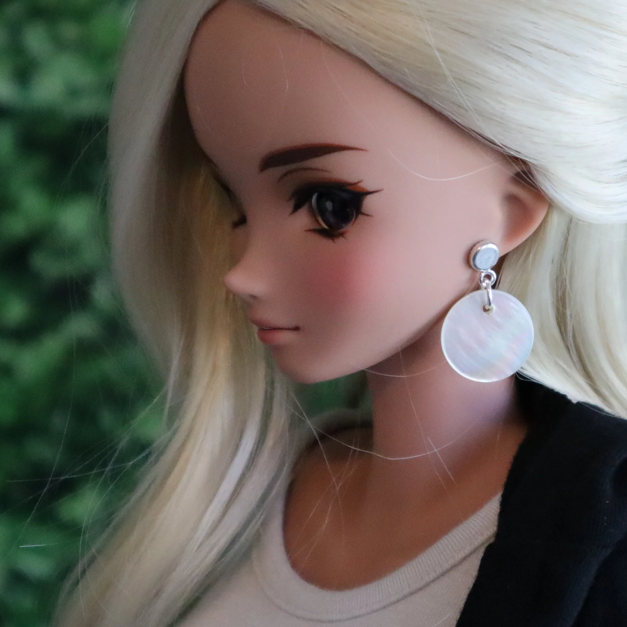 Mother of Pearl Shell Disc Drop No-Hole Earrings for Vinyl - 3 colors - Image 4