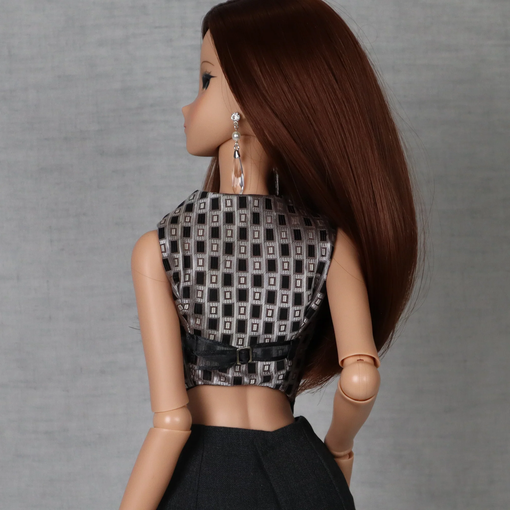 Sleek Vest for Smart Doll Classic - Digital Sewing Pattern - Image 3
